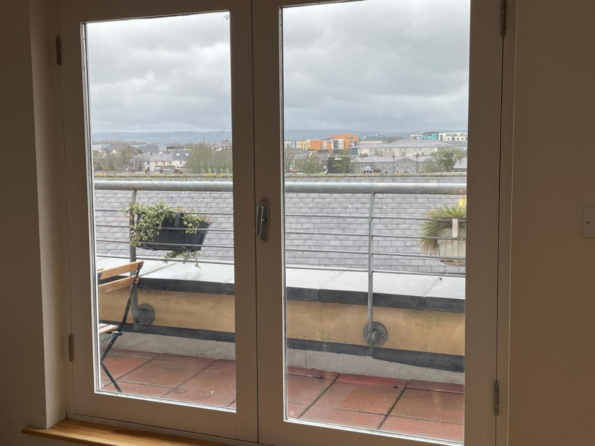 Penthouse Apartment キルケニー エクステリア 写真